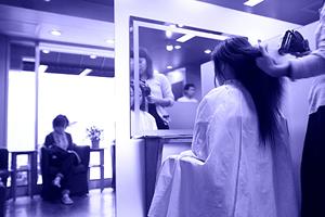 綾瀬にある美容院で生まれ変わってみよう